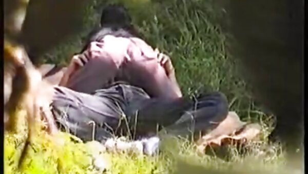 مغر سمراء افلام اجنبى سكي في سن المراهقة يحصل محروث ريمكس على بوف فيد