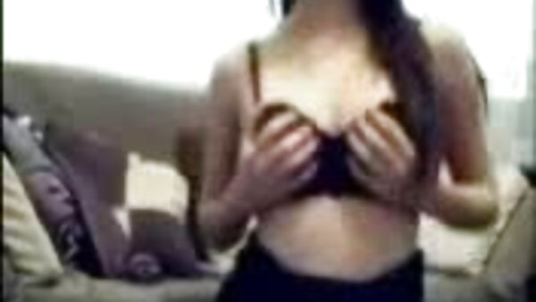 امرأة سمراء افلام اجنبي سكس مترجم فاسقة مجرفة إليس تحصل على مؤخرة في موقف هزلي في MMF