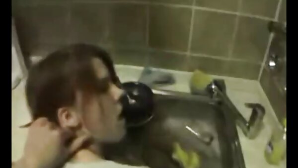 مجرفة سوداء xnxx سكس اجنبي سميكة الجوفاء بوحشية في موقف هزلي