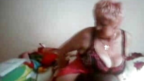 فيكي باول وجنيفر سكس اجنبي مترجم للعربية لوف يأكلان بعضهما البعض ويمارس الجنس مع رجل واحد