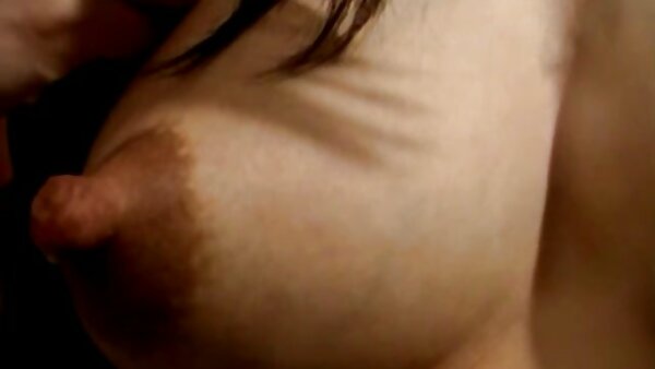 يجري المتأنق سكس سكس سكس مترجم المتأنق في القناع تجارب على جسم سمين لفسقة BBW واحدة