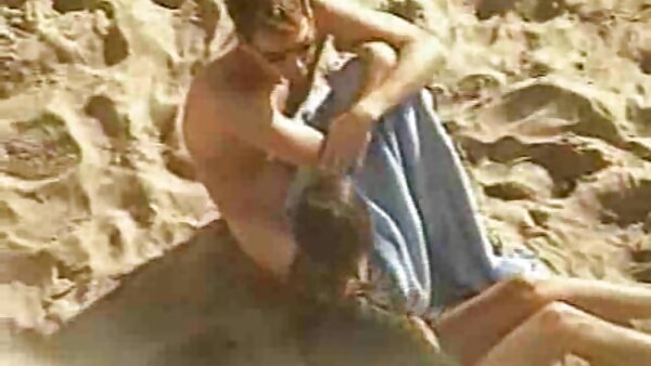 الرجل افلام سكس اجنبية مترجمة منتدى يحاول إيقاظ صديقته تلعق ثديها