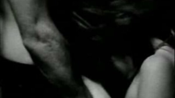يحصل حفر سكس اجنبي اخوات مترجم سلوتي الشعر الأشقر وقحة في فستان مثير لطيف