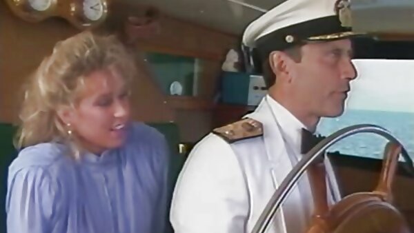 اثنين من رؤساء مص الإيمان ليون افلام سكس اجنبي مترجم للعربيه كيتي بيلا.
