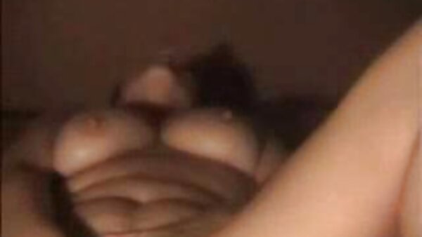 سمراء المدبوغة هوسي سكس اجنبي مترجم عربية لوسي بيل تضرب منحنياتها على الكاميرا