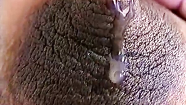 الرجل ذو الشعر القصير مع الديك يحصل مارس سكس عربي و اجنبي الجنس من الصعب في مؤخرته